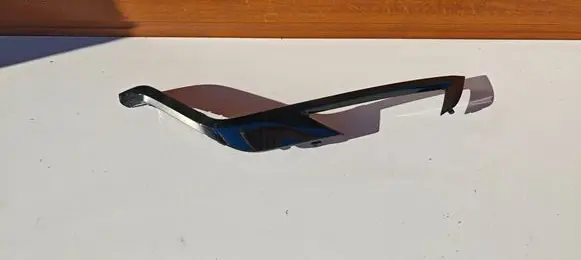Volvo XC60 Front bumper splitter molding 32227911