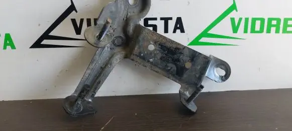 Volvo XC70 ABS pump bracket 6G9N2B389CF C83FA