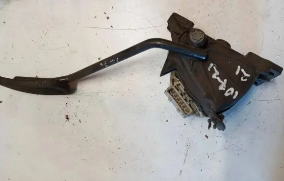 Volvo XC90 Accelerator throttle pedal 30683521 6PV00853718