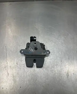 Ford Mondeo MK IV Tailgate/trunk/boot lock/catch/latch 322808