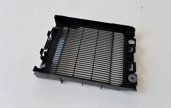 BMW 3 F30 F35 F31 Radiator trim 8625445