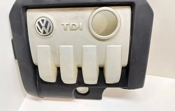 Volkswagen Jetta V Engine cover (trim) 03G103925G 03G103925 03G103925B