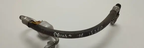 Toyota Prius+ (ZVW40) Air conditioning (A/C) pipe/hose