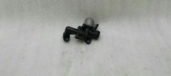 Mercedes-Benz CLS C219 Coolant heater control valve A2118320584