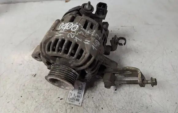 Toyota Yaris Generator/alternator 27060-0J051