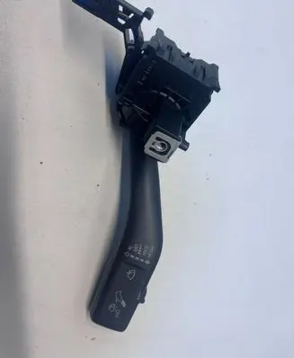 Volkswagen Golf V Wiper control stalk 1K0953519K 01203515 20351580305606