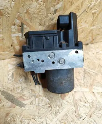 Toyota Avensis T250 ABS Pump 0265950129 8954105072