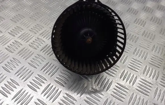 Opel Agila A Front door blower motor 315-30350