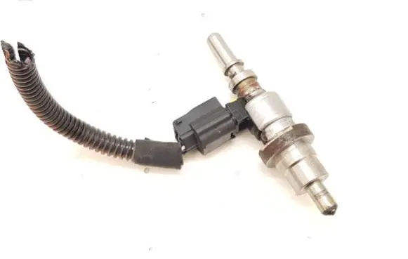Renault Scenic III - Grand scenic III Fuel injector 766475