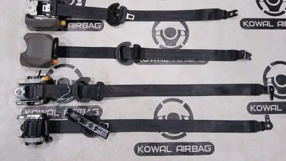 Skoda Kodiaq Set of seat belts 565880742E 565880741E