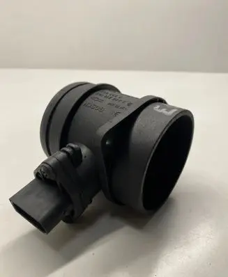 BMW 1 E81 E87 Mass air flow meter 7533853 0280218165