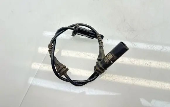 BMW 3 G20 G21 ABS rear brake sensor 6894815 689481501