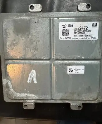Opel Zafira C Engine control unit/module 55502472 53501010000
