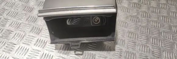 Jeep Grand Cherokee Glove box X90026801DL
