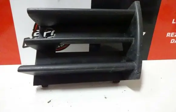 Skoda Octavia Mk2 (1Z) Front bumper lower grill 1Z0853665