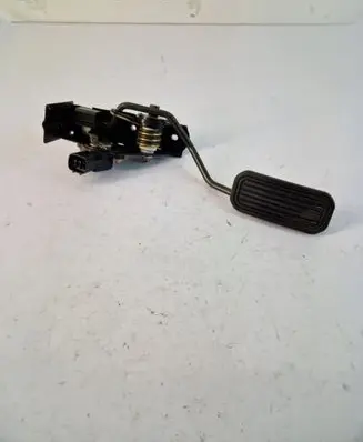 Toyota Camry Accelerator throttle pedal 7801033040