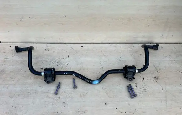 Toyota RAV 4 (XA50) Front anti-roll bar/sway bar
