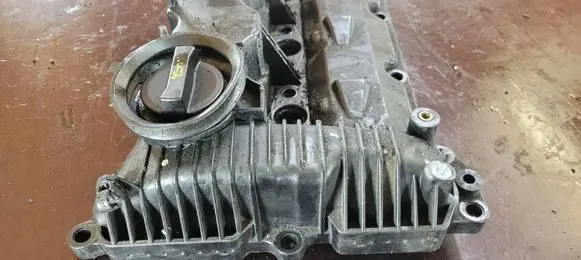 Mazda 6 Rocker cam cover R2AA10220 S5209 113ZD2
