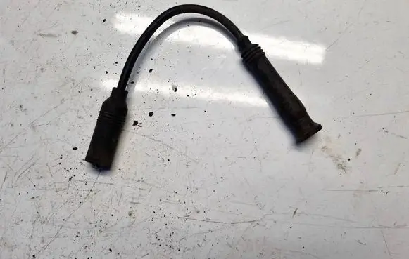 Volkswagen Golf III Ignition plug leads 