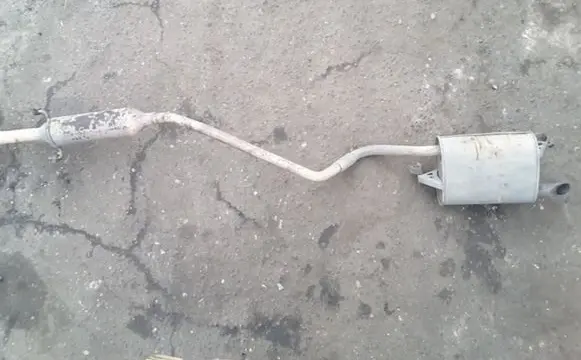 Toyota Yaris Muffler/silencer 10D04