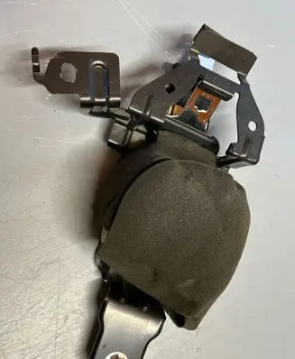 Mazda 6 Roof seat belt T0298A