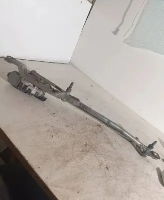 Ford Focus Front wiper linkage and motor 4M5117504AC 3397020850