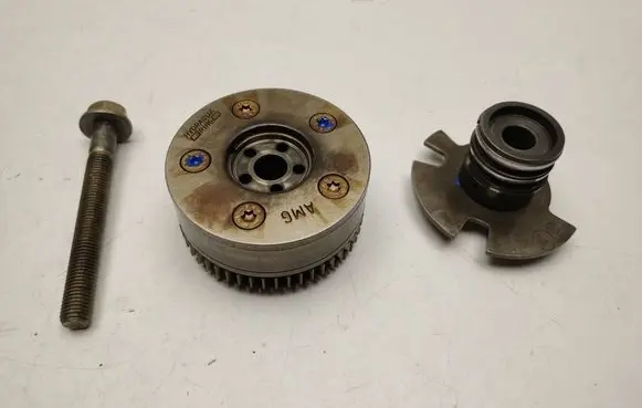 Mercedes-Benz CL C216 Timing chain sprocket A1560502847