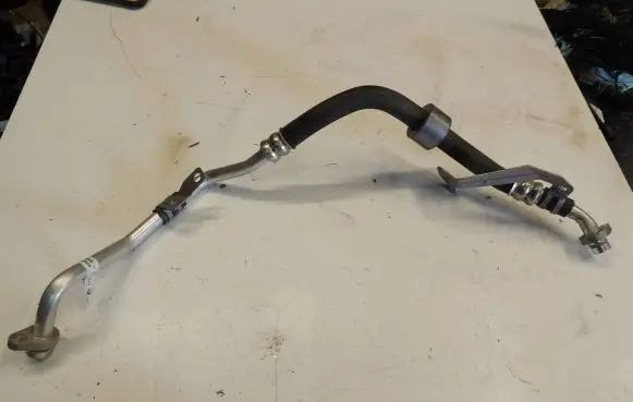 Renault Trafic III (X82) Air conditioning (A/C) pipe/hose 924546905R