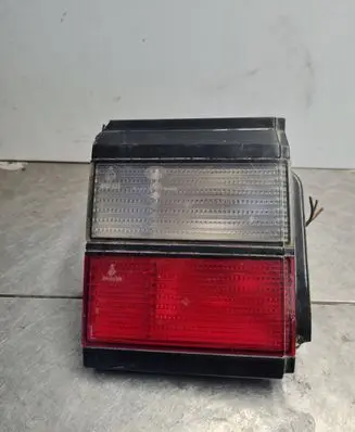 Volkswagen PASSAT B3 Tailgate rear/tail lights 357945107