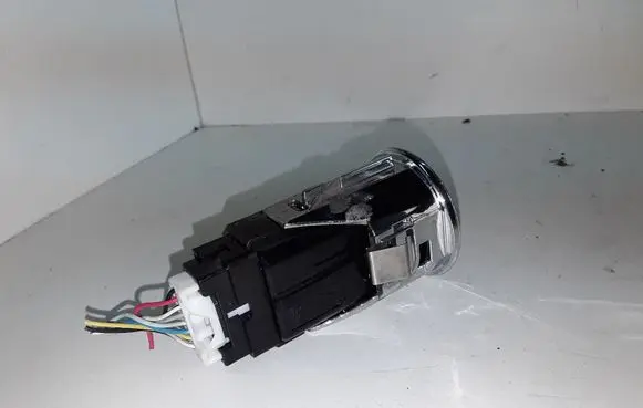 Toyota Corolla Verso E121 Engine start stop button switch 15A710
