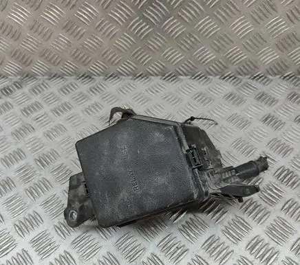 Toyota RAV 4 (XA50) Fuse box set 8261042090 8274042120