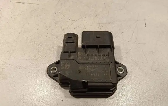 Mercedes-Benz E W213 Glow plug pre-heat relay A6549001300