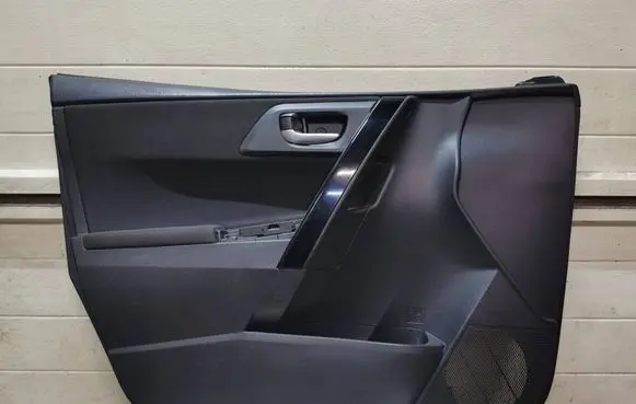 Toyota Auris E180 Front door card panel trim 6777802280