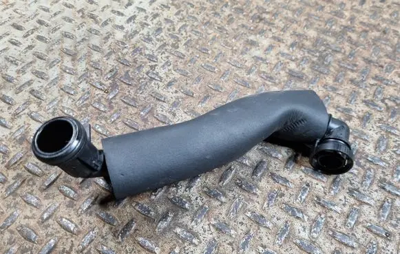Mini One - Cooper F56 F55 Breather hose/pipe 7621015