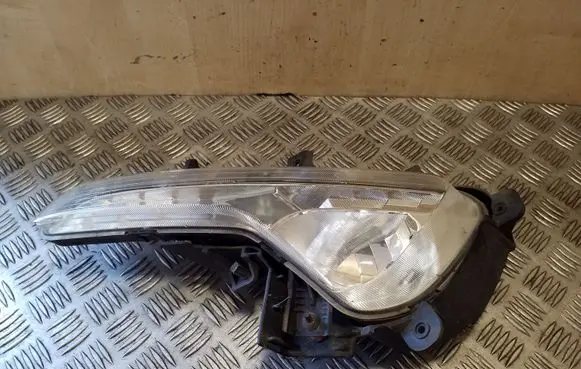 KIA Sportage Front fog light 922013W