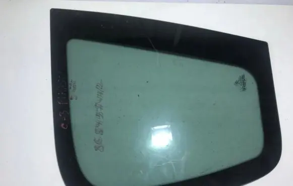 Citroen C3 Picasso Rear side window