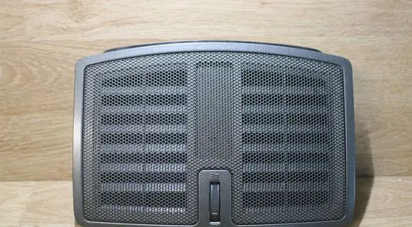 Toyota Auris 150 Dash center air vent grill