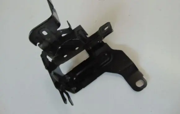 Citroen DS7 Crossback ABS pump bracket 