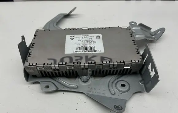 Mercedes-Benz GLA W156 X156 HiFi Audio sound control unit A1669003407
