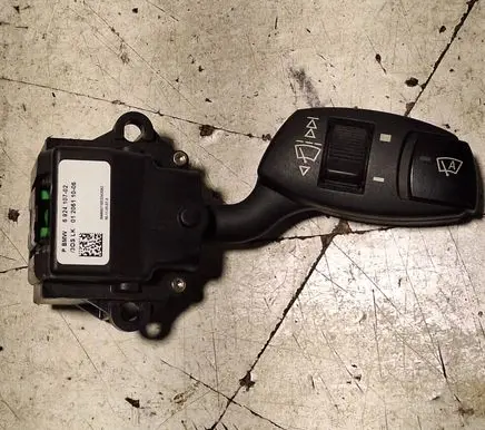 BMW 5 E60 E61 Wiper control stalk 6924107 0120611006 SN90071053340062