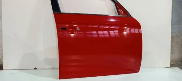 KIA Carens III Front door