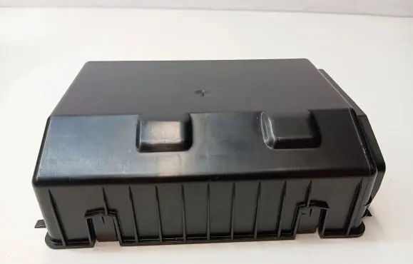 Mercedes-Benz GLE (W166 - C292) Fuse box cover A1665400180