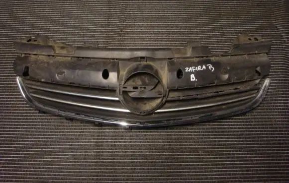 Opel Zafira B Front grill 13247327