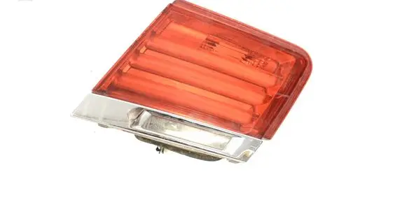 Mitsubishi L200 Tailgate rear/tail lights 7182206