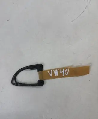 Volkswagen PASSAT B7 Front door handle cover 3C0839209B