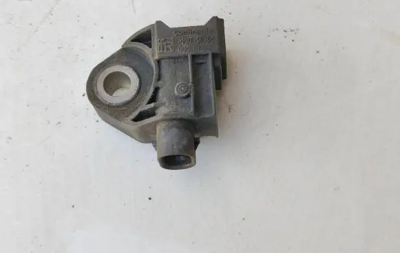 Mercedes-Benz E W213 Airbag deployment crash/impact sensor A2139054300 869108