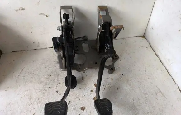 Ford Transit Custom Pedal assembly BK312450 A12783090 BK2T2B325