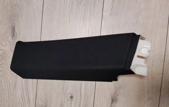 BMW 6 F12 F13 (B) pillar trim (top) 8051015 7229991