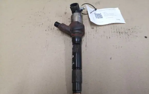 Mazda 6 Fuel injector R2AA 13H50