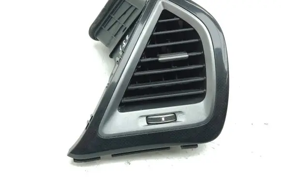 Hyundai Santa Fe Dashboard side air vent grill/cover trim 974062W000